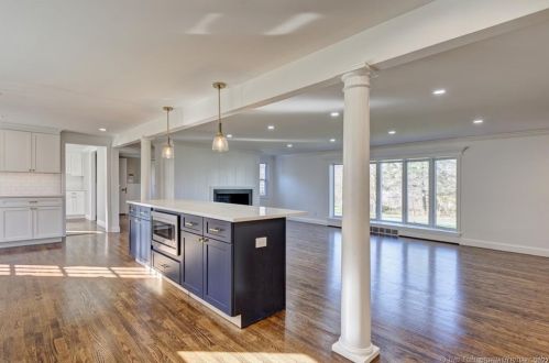 44 Randecker Ln, Kensington CT  06037-1134 exterior