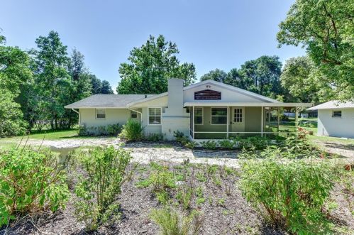 2704 Oak Rd, Deland FL  32720-2024 exterior