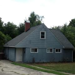 1510 Summit Ave, Greensboro NC  27405-5023 exterior