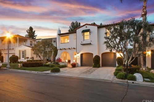 24613 Garland Dr, Santa Clarita CA  91355-4962 exterior