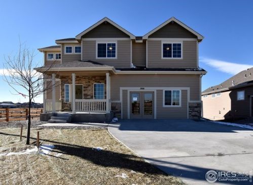 2634 Emerald St, Loveland, CO 80537-2013