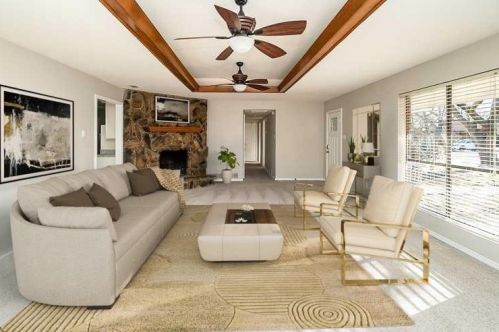 861 Oakbluff Dr, Lancaster, TX 75146-1430