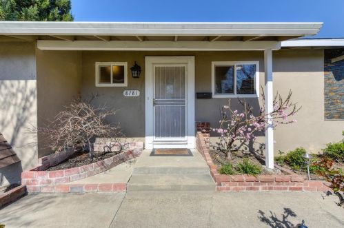 8781 Kurts Ct, Citrus Heights, CA 95662-3442