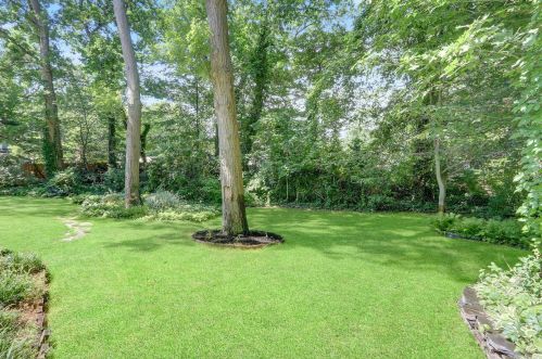 102 Sylvan Ave, Miller Place NY  11764-2230 exterior
