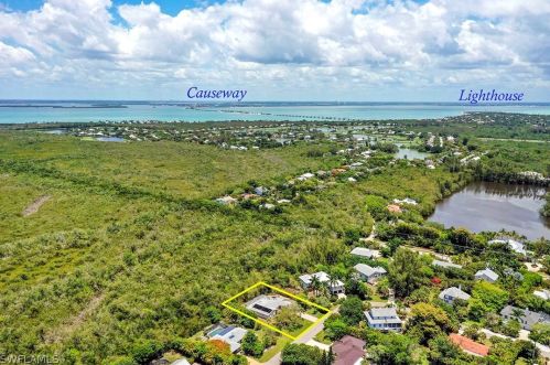 1545 Serenity Ln, Sanibel, FL 33957-4216