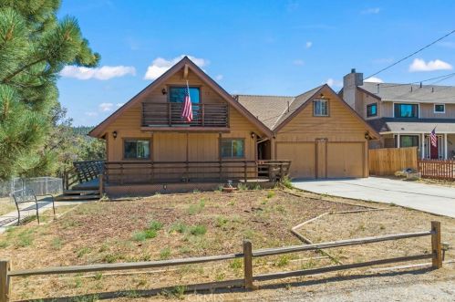 1126 Snowline Dr, Frazier Park, CA 93225-9698