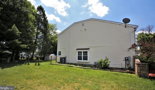 1 Allison Rd, East Windsor NJ  08520-2629 exterior