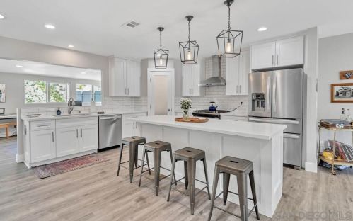7337 Melotte St, San Diego, CA 92119-1614
