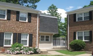 870 Lucas Creek Rd, Newport News VA  23608-3463 exterior