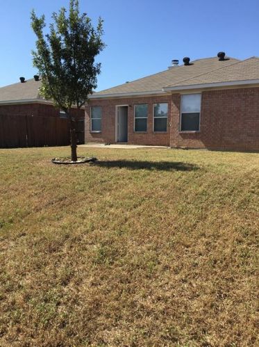 2021 Kingsbrook Trl, Fort Worth, TX 76120-5080