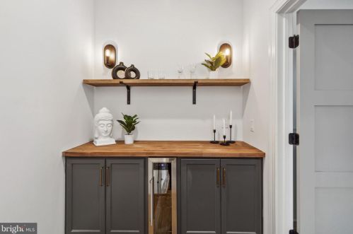 1216 Columbia Ave, Philadelphia PA 19125-2602 exterior