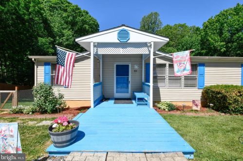 5906 Stanfield Rd, Spotsylvania VA  22551-2824 exterior