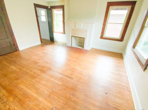 25 Highland St, Hammond IN  46320-2418 exterior