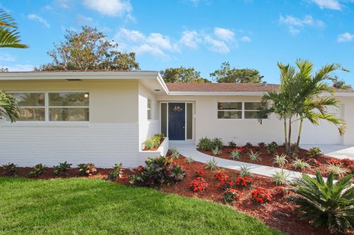 428 Hawthorne Dr, West Palm Beach, FL 33403-2625