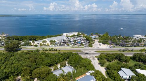 120 1st St, Key Largo FL  33037-4856 exterior