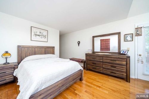 19 Kerri Ln, Lincoln Park NJ  07035-2113 exterior