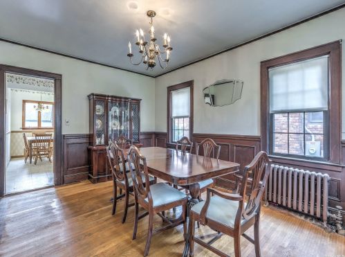 20 Marshall Ave, Floral Park NY  11001-3201 exterior