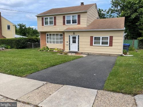 401 Grant Ave, Beverly, NJ 08010-2117