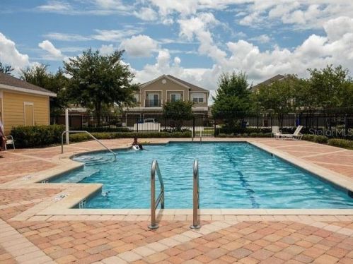 1987 Estancia Cir, Kissimmee FL 34741-6381 exterior