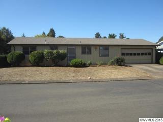 947 Genie St, Salem, OR 97306-1103