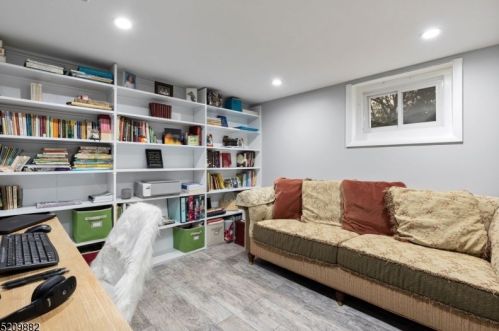 7 Glenwood Rd, Fanwood NJ  07023-1424 exterior