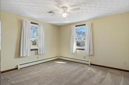 1 Meeting House Rd, Lincoln RI  02865-3806 exterior