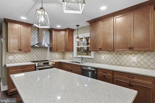 250 Shady Ln, Carlisle PA  17013-1637 exterior