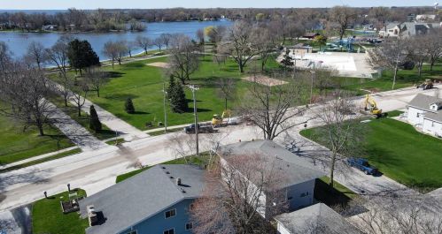 301 Borenz Ct, Menasha, WI 54952-3237