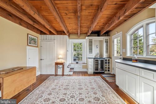 737 Hoover Rd, Blue Bell PA  19422-2015 exterior