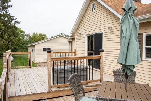 135 Franklin Ave, Poskin WI  54812-1146 exterior