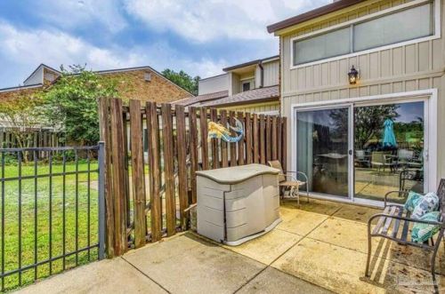 4810 Huron Dr, Pensacola FL  32507-8739 exterior