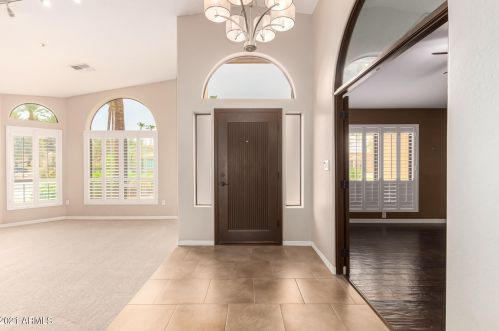8720 San Vicente Dr, Scottsdale, AZ 85258-1903