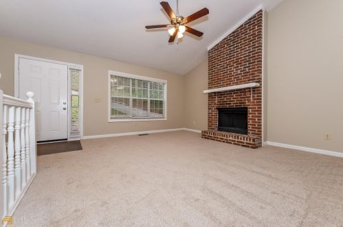 1628 Canberra Dr, Stone Mountain GA  30088-3607 exterior