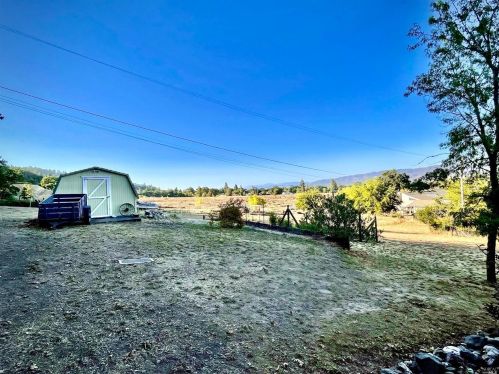 3331 Zaina Ln, Ukiah CA  95482-6962 exterior