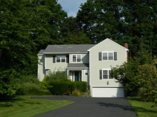 49 Clinton Ave, Rye NY  10580-1640 exterior