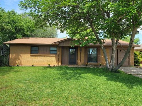 3909 Titan Trl, Denton, TX 76209-8053