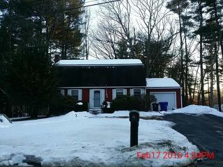 12 Bonnie Ln, Hudson NH  03051-3703 exterior