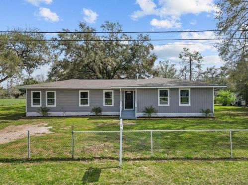 13035 Hatfield Rd, Pearland, TX 77581-2633
