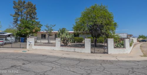 1850 Saxony Rd, Tucson, AZ 85713-4548