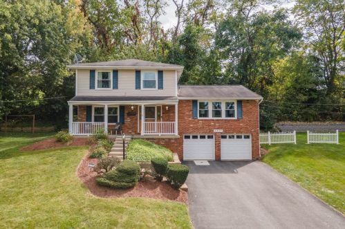 2335 Aetna Dr, Pittsburgh, PA 15241-3303