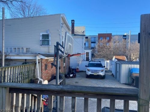 1629-31 Union Tpke, North Bergen NJ  07047 exterior