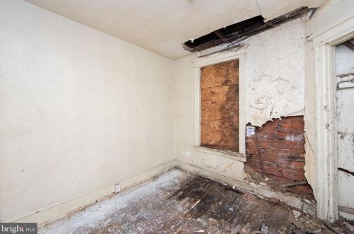 1205 Atlantic Ave, Camden NJ  08104-1203 exterior