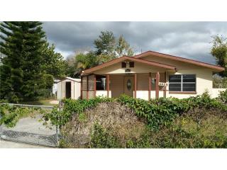 6425 Alpine Cir, Bradenton, FL 34208-6017