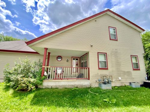 2004 Madera St, Waukesha, WI 53189-7510