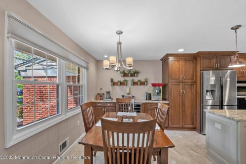 99 Leonard Ave, Leonardo NJ  07737-1538 exterior