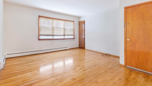 50 Cottage St, Bayonne NJ  07002-4332 exterior