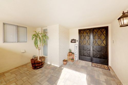 18441 Woodwind Ln, Anaheim, CA 92807-1105