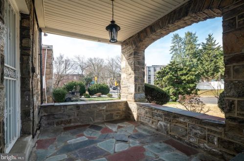 6203 11th St, Philadelphia, PA 19141-3301