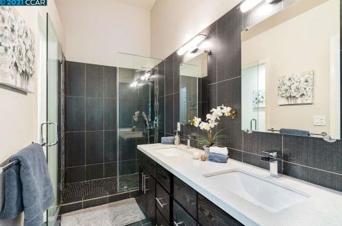 104 Treasure Ct, San Ramon CA  94583-1237 exterior