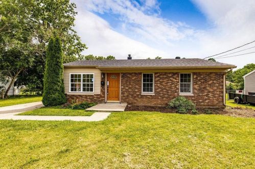 138 Flintstone Dr, New Haven OH  45030-1413 exterior